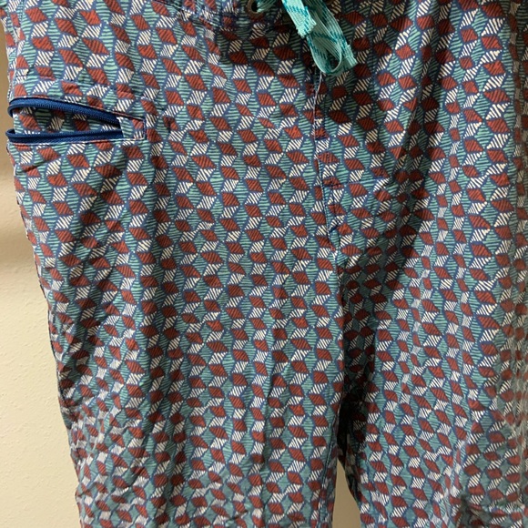 Patterned swim trunks. - Picture 2 of 8